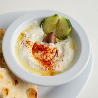 Tzatziki with Pita